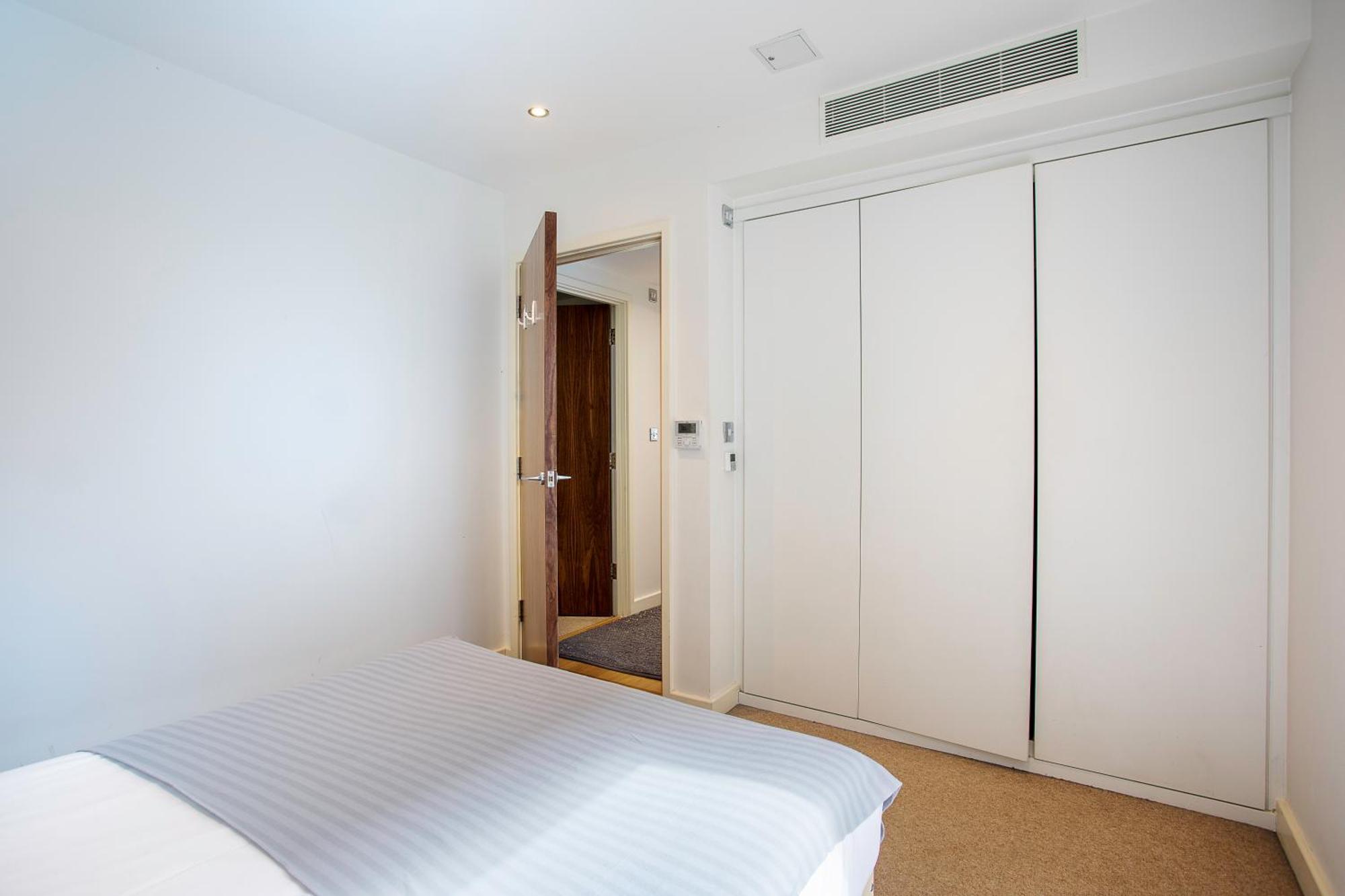 Serene Cityscape - 2Br Luxury Westminster Apartment Лондон Екстер'єр фото
