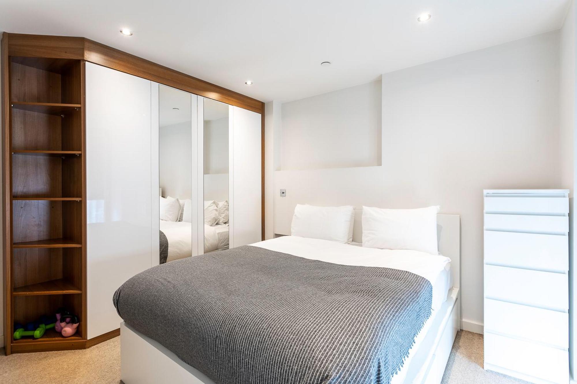 Serene Cityscape - 2Br Luxury Westminster Apartment Лондон Екстер'єр фото