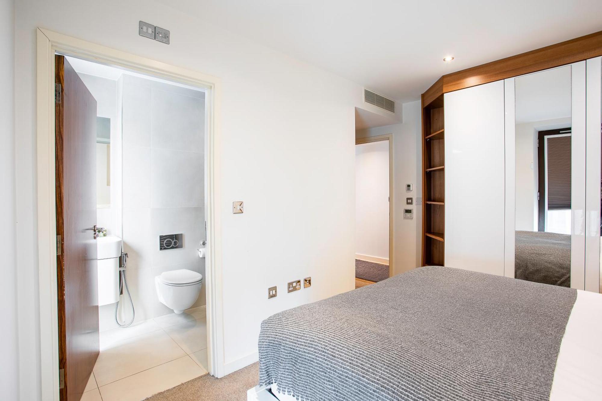Serene Cityscape - 2Br Luxury Westminster Apartment Лондон Екстер'єр фото